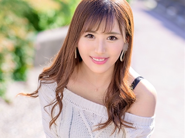 【遠野ありさ】敏感すぎるえちえちボディのギャル妻がAVに参戦！子持ちとは思えないカラダに抑えられない性欲ぶちまける！