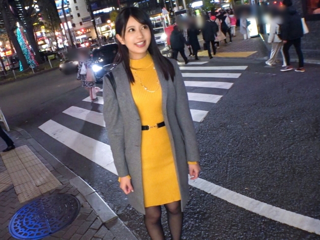 【美脚美女の誘惑】スラリと伸びた美脚がたまらない！美人お姉さんのオマ○コを激突き♡肉棒で膣奥までガンガン突かれて、感じまくる濃厚セックス！！
