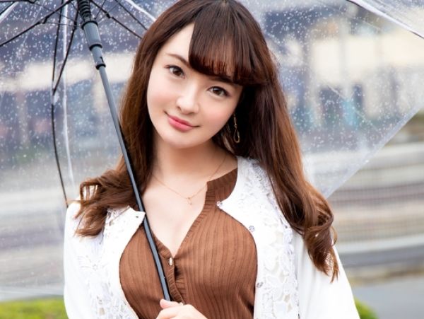 【素人】エッチな奥さんを持つと大変だね！だって抱いてあげないと他の男とエッチしちゃうんだもん！濡れマンコの魅力爆発！
