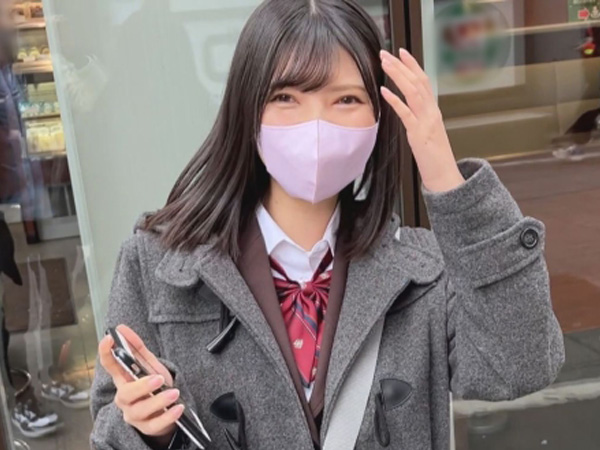 【無邪気な美少女と生挿入】『気持ちいい…』純粋な笑顔がエロすぎる！生ハメで激しく突かれ、2回も中出しされちゃう！妊娠確実の危険なプレイに興奮MAX！！