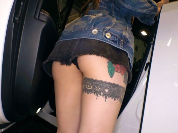 【18歳ヤンキーギャル】『お兄さん、気持ちいい？』大工見習いのギャルがタトゥー入りの美尻揺らしてじゅっぽりフェラ♥喉奥まで咥え込むエロテクで男を骨抜きにするS級素人！♡