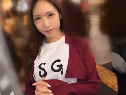 ＜素人×ワンナイト＞色白スレンダー美乳で美尻のお姉さん♫手マンとクンニで大洪水の敏感系♡男根に悦び喉奥までずっぼり咥え♪