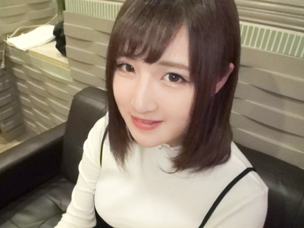 【初撮り素人娘】『カメラ回ってるの恥ずかしい…』ネットで釣れたウブな娘がハメ撮り初体験！おまんこグチョグチョでアンアン感じまくり♥濃厚セックスにメロメロ♡