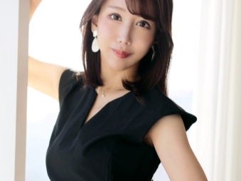 【素人美女】あらあらこんなに濡れちゃって卑猥すぎでしょ！これでしごできってんだからギャップ萌え！激しいのがお好きです！