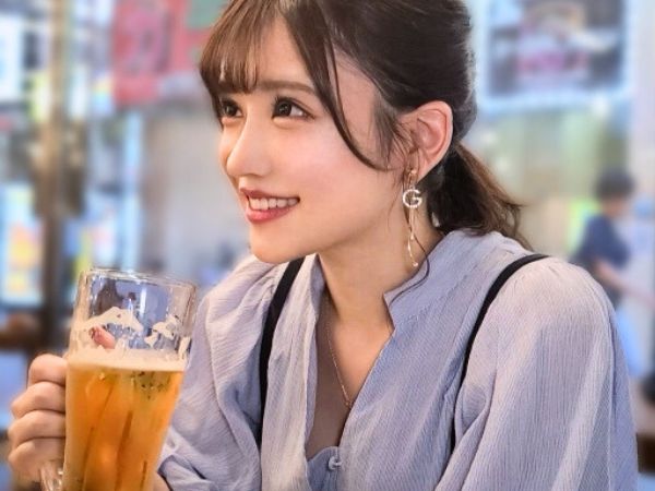 【巨乳JDの甘え上手】『ねぇ、もっと気持ちよくして…』可愛すぎる女子大生が巨乳揺らして生挿入懇願！甘えた声で我慢できずに中出しセックス♡