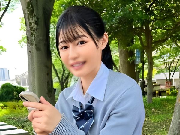 【透明感JKと禁断のプレイ】『ダメ…学校でこんなの…』育ち盛り美少女の美乳を独り占め！キツキツマ○コに容赦ないピストンで感じまくり♡制服姿がエロかわいい！