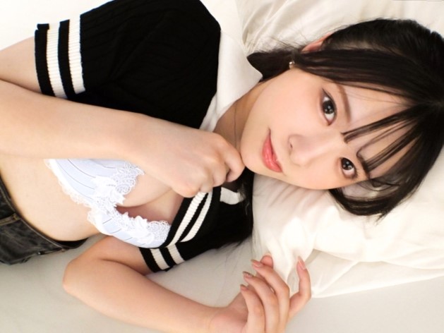 【純粋少女の初体験】『気持ちいい…もっと…』ウブな美少女がカメラの前で大胆に！じっくり愛撫で濡れ濡れのオマンコに、ガッツリ挿入してエッチな表情引き出す！♡