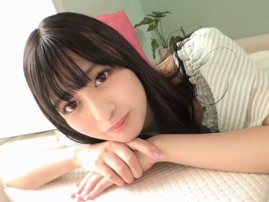 【清楚系JDのパイ���ンSEX】『気持ち良すぎる…♡』ビンビンチ○ポを必死にフェラするウブ女子大生！騎乗位で激突きされ、トロトロに感じちゃう！！