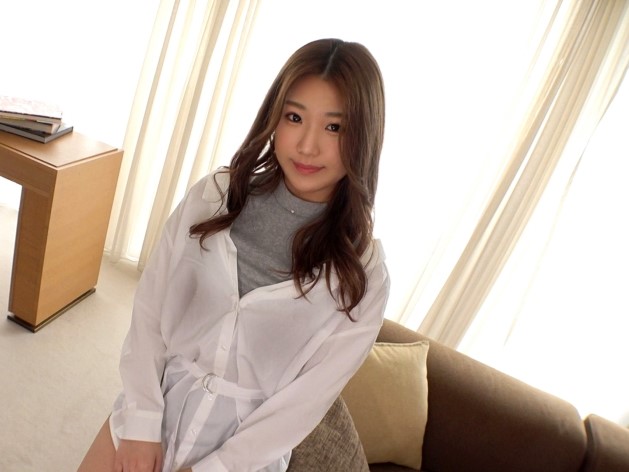 【旅行資金稼ぎの危険なバイト】『奥まで…ダメぇ…』純粋な素人娘がカメラの前で恥じらいながら本気セックス!海外旅行のためにおまんこをガチで攻められ喘ぎまくる!♡