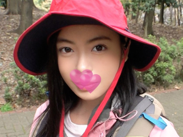 【巨乳美少女の野外浮気】『彼氏より大きいかも♡』彼氏そっちのけで野外でエッチな冒険！子宮にたっぷり精子を注がれて感じまくる！！野外で乱れる姿がエロすぎる！！♡