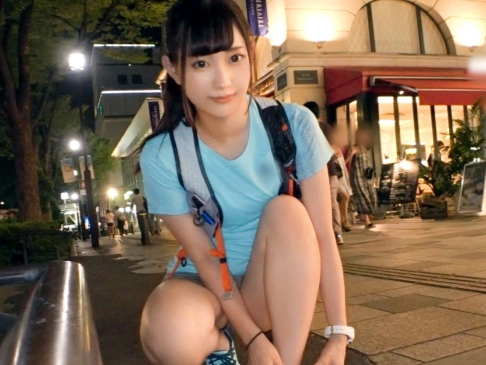 【スポーツ女子の隠れた性感帯】『ダメ、出ちゃう…』キュートなアスリートの敏感マ○コを手マンで刺激!快感に耐えきれず大量の愛液が溢れ出す!♡