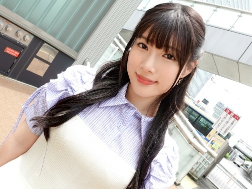 【清楚巨乳】お！かわいい女子大生いるじゃん！って声かけ！脱がしてみたら芸能人顔負けの美ボディ！マジでヤラセて欲しい！