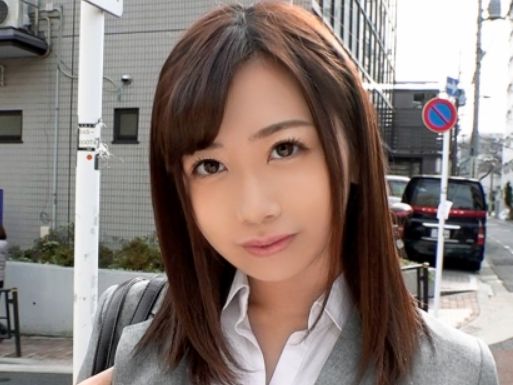 【巨乳女教師の秘密】『授業中なのに…』Fカップのセクシー女教師が生徒に弱みを握られ、教室でおまんこをいじられ感じまくり！ チンポ挿入で我慢できず大洪水♡ 変態教師の淫らな授業ｗｗ