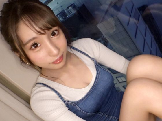 【細身素人】細い足がなんともそそる！吸い付きたい美肌が好き過ぎる！君に会うと理性とか吹き飛んで早く挿れたいと思うんだ！