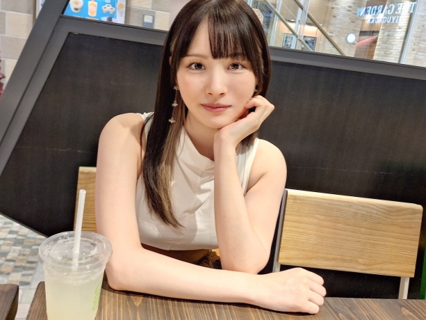 【才色兼備美女の淫乱騎乗位】『もっと奥まで…』色白美ボディが性欲全開！チ○ポに跨り、激しく腰を振りまくる！感じまくる姿に超興奮！♡