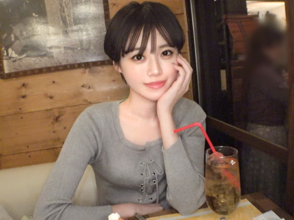 【細身美女の好奇心】『気持ちいい…』ボーイッシュなスレンダー美女をホテルで誘惑！クンニで敏感ボディを開発、フェラでご奉仕させるエロい夜♡